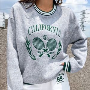 SHEIN Tennis Crewneck